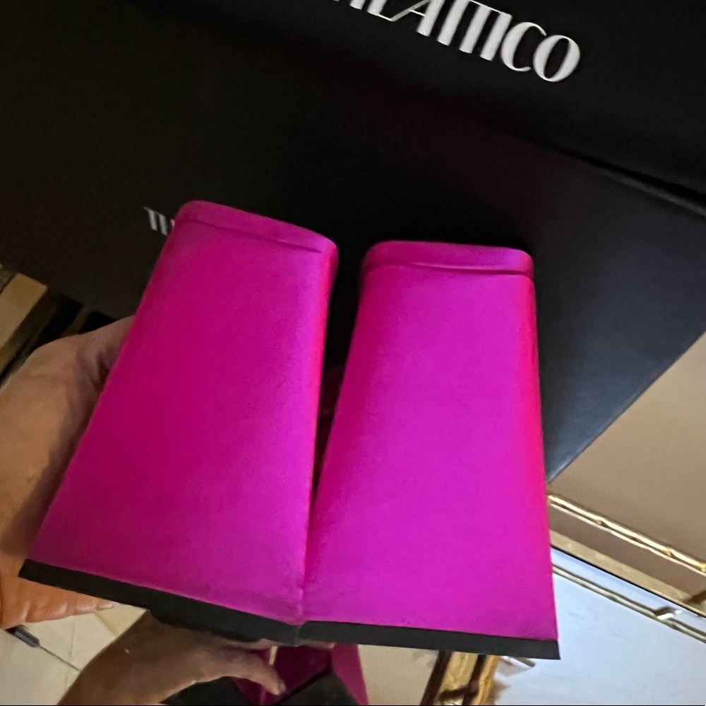 The Attico sandal. Fuchsia size 37